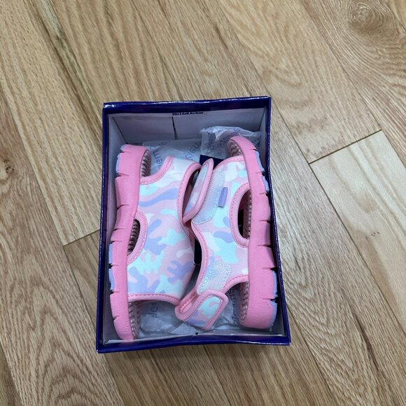 Elements Velcro Sandals - Girls - Size 8 (little kid) - Pink camo - Picture 2 of 6